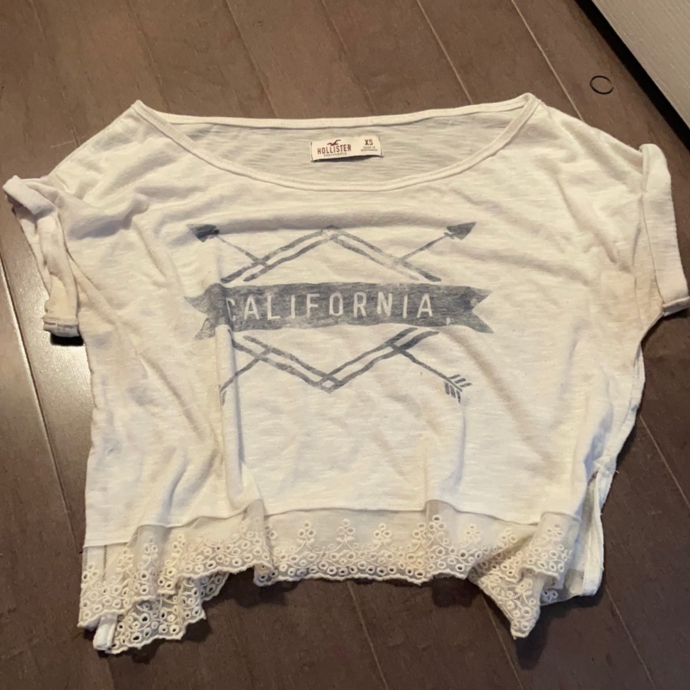 Hollister California Crop top